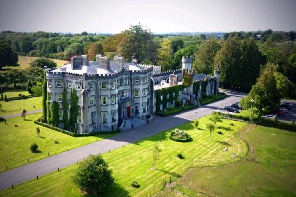 Elegant Traditional Family House Tralee Ring Of Kerry Villa Exterior photo